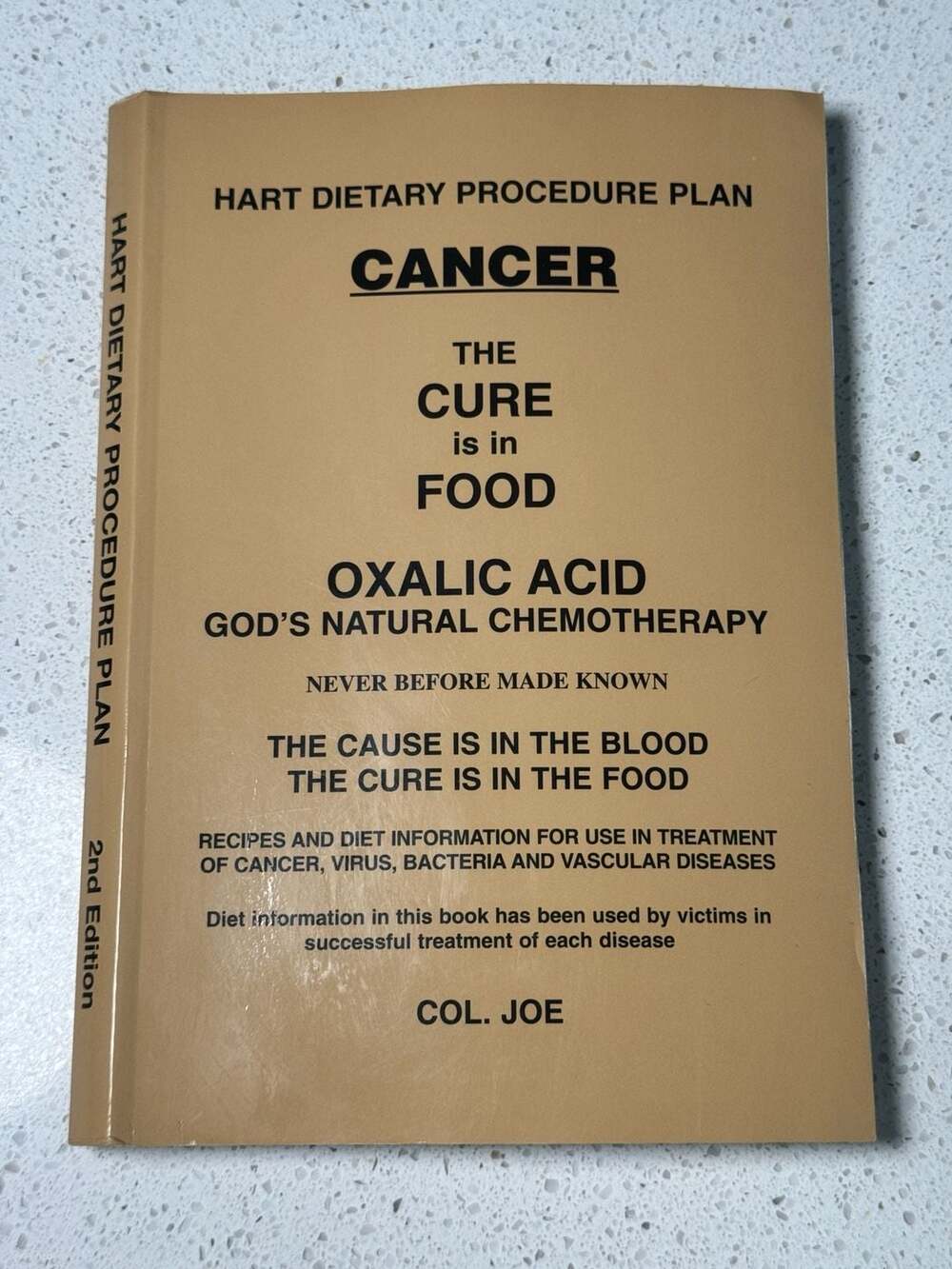 Cancer The Cure Is In The Food: Oxalic Acid God's Natural Chemotherapy-Paperback